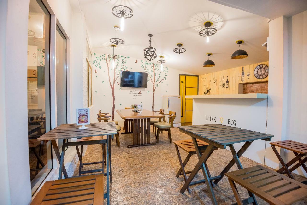 T Smy House Hostel Bangkok Ngoại thất bức ảnh
